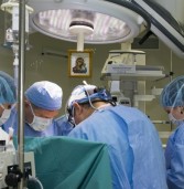 FOTOREPORTAJ// Chirurgii care opresc inimi…