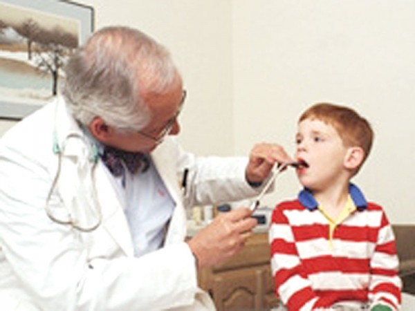 Atenție, cazurile de infecții acute ale căilor respiratorii superioare la copii cresc